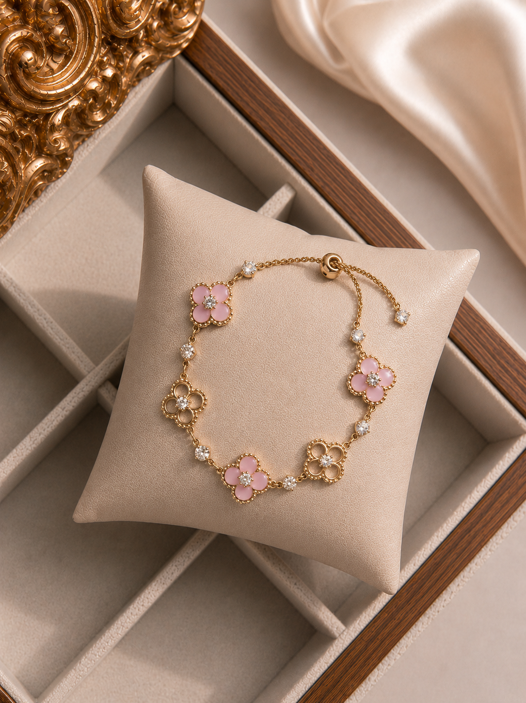 1pc Elegant Rhinestone Inlaid  Four-Leaf Clover Adjustable Bracelet